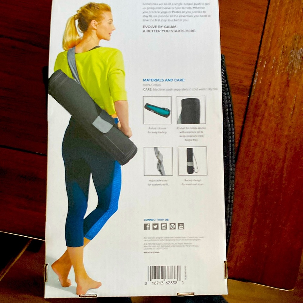 Evolve Yoga Mat Bag 100 pcs available